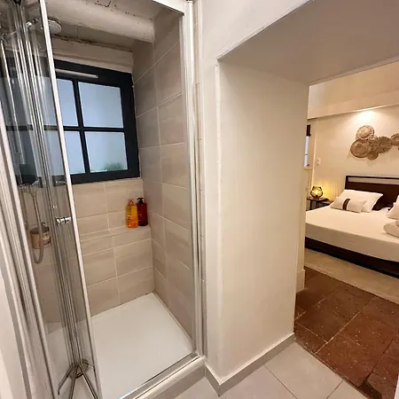 Le Repos De La Rue Des Changes *