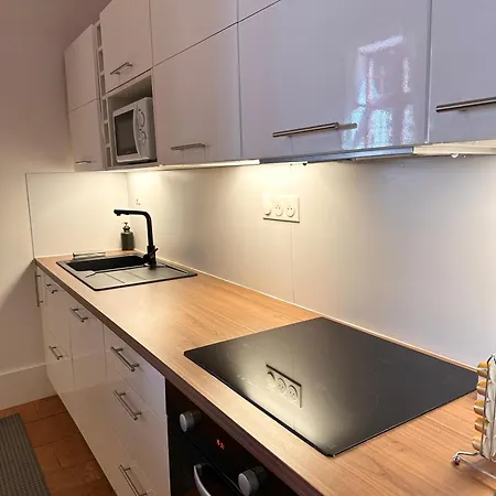 Le Repos De La Rue Des Changes *