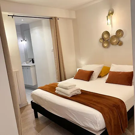 Le Repos De La Rue Des Changes *