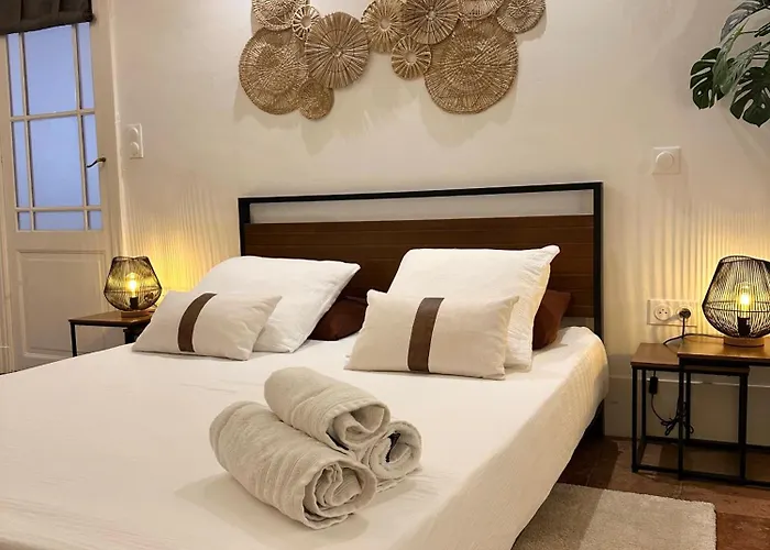 Le Repos De La Rue Des Changes *