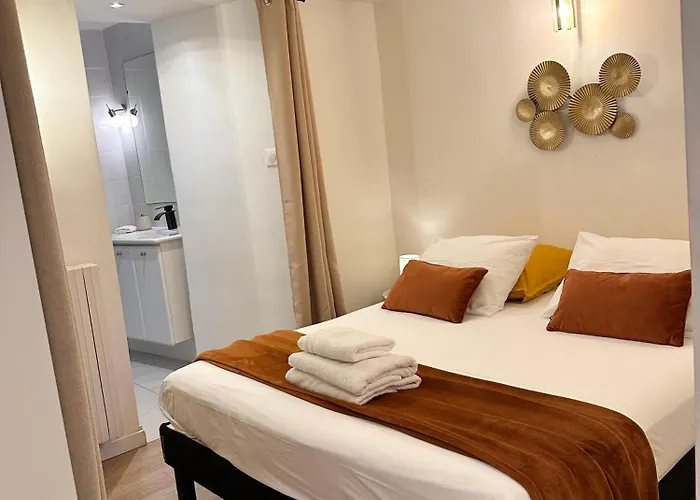 Le Repos De La Rue Des Changes *